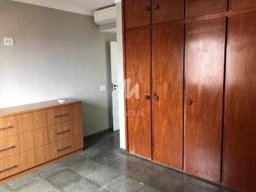 12 - Suite