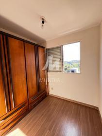 11 - Dormitorio