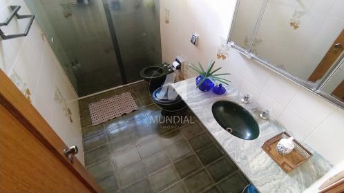 32 - Banheiro/lavabo