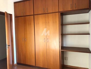 17 - Dormitorio