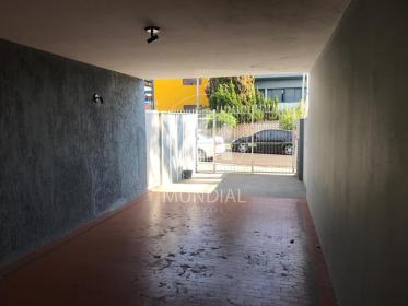 3 - Garagem/estacionamento