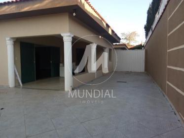 2 - Garagem/estacionamento