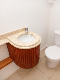 13 - Banheiro/lavabo