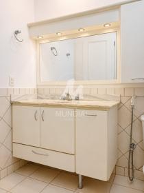 21 - Suite