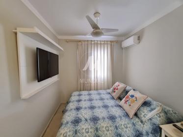 12 - Suite