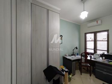 11 - Dormitorio
