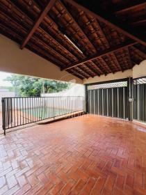 3 - Garagem/estacionamento