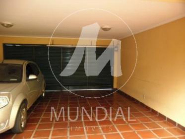 27 - Garagem/estacionamento