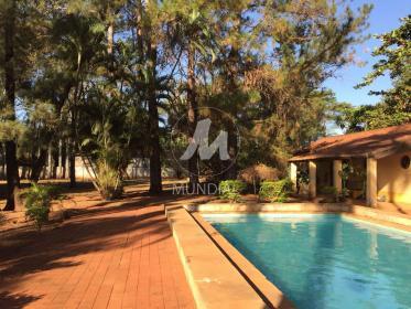 19 - Piscina