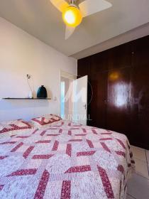 11 - Dormitorio