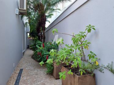 23 - Quintal/corredores