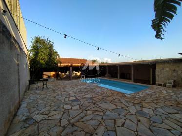 7 - Piscina