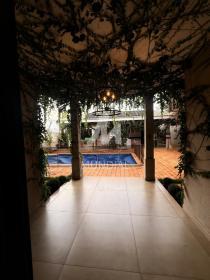 16 - Piscina