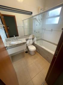 26 - Banheiro/lavabo