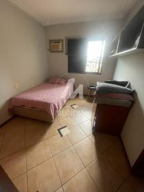 8 - Suite