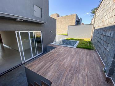 16 - Quintal/corredores