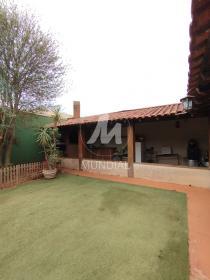 29 - Quintal/corredores