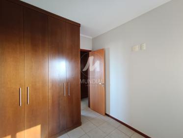 12 - Dormitorio
