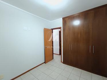 15 - Dormitorio