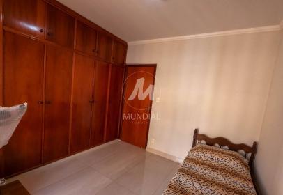 13 - Dormitorio