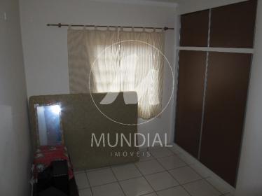 8 - Dormitorio