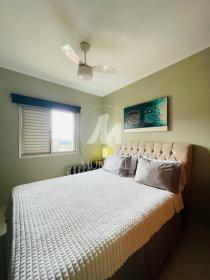20 - Dormitorio