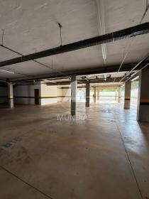36 - Garagem/estacionamento