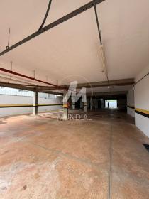 38 - Garagem/estacionamento