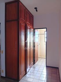 12 - Suite