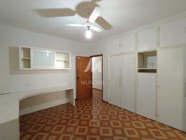 20 - Dormitorio
