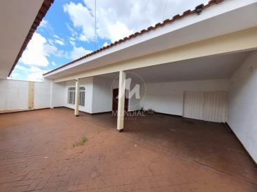 22 - Garagem/estacionamento