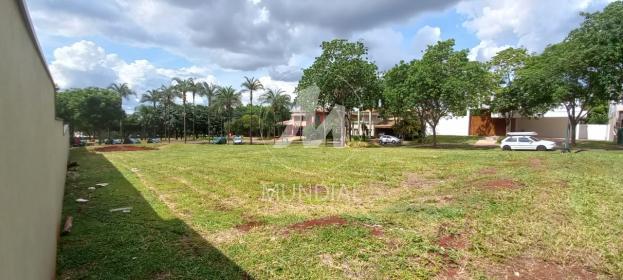 2 - Terreno/Lote