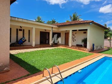 7 - Piscina