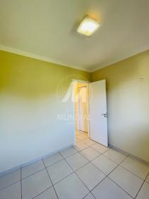 18 - Dormitorio