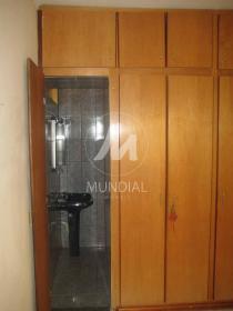 24 - Dormitorio