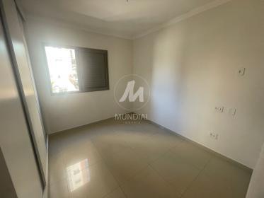 18 - Dormitorio
