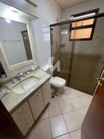 26 - Banheiro/lavabo