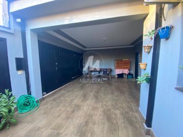 3 - Garagem/estacionamento