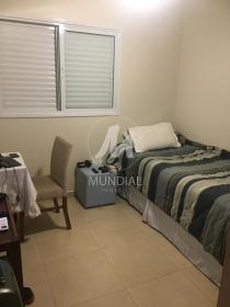 10 - Dormitorio