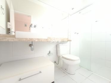 14 - Banheiro/lavabo
