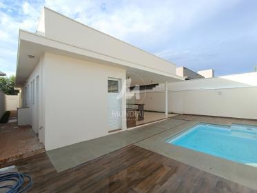 28 - Piscina