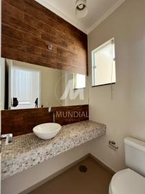 57 - Banheiro/lavabo