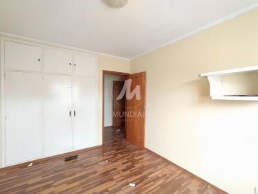 17 - Dormitorio