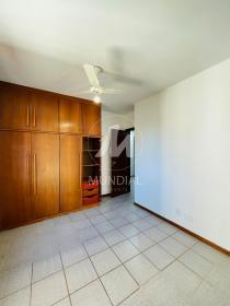 13 - Dormitorio