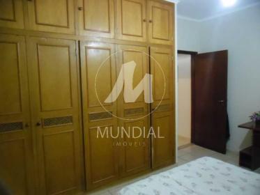 25 - Dormitorio