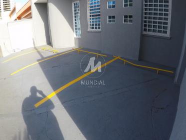 6 - Garagem/estacionamento
