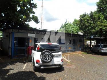 20 - Garagem/estacionamento