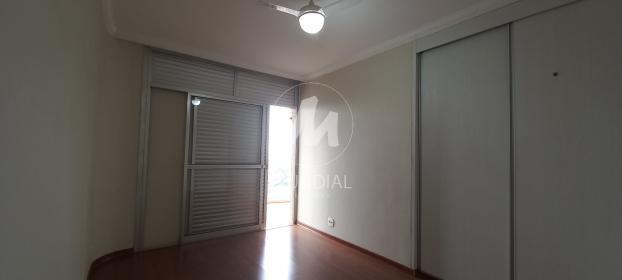 17 - Dormitorio