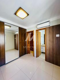 25 - Suite