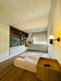20 - Suite